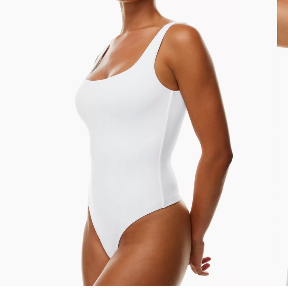 Aritzia Babaton contour squareneck bodysuit NWT